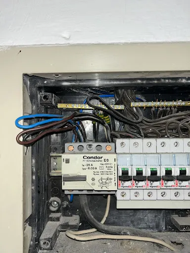 Beskidzki Elektryk 24h Bielsko-Biała - pogotowie/instalacje